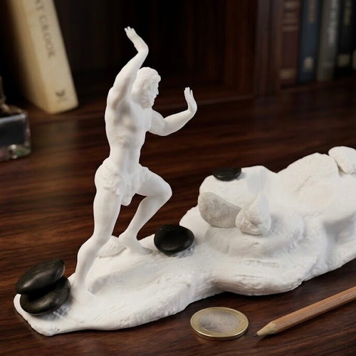 3D statue figure wine and whiskey holder new with handcraft and stones