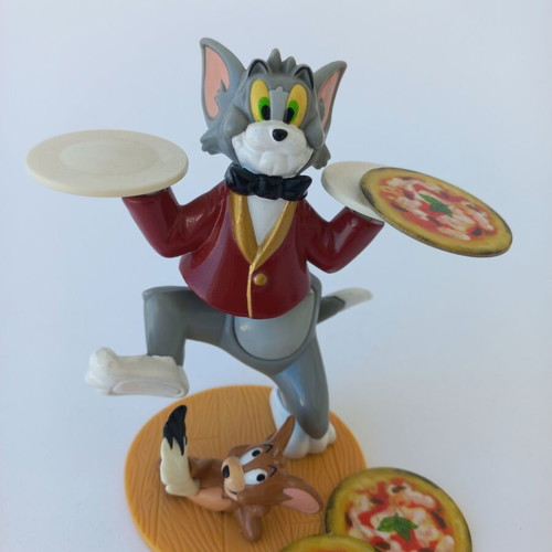 Tom & Jerry vintage balance game like new with pizzas