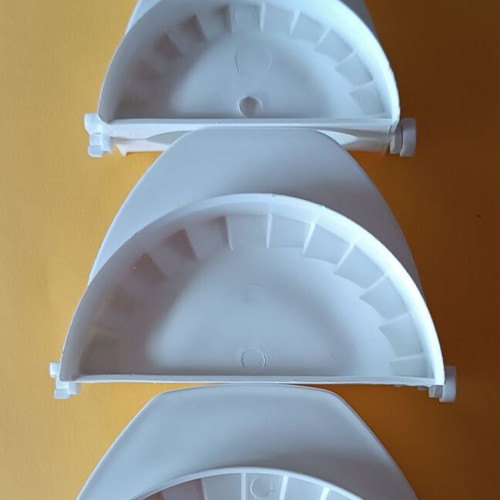 Dough cutters for pies like new, set of 4 crescent shapes