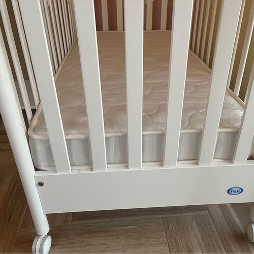 Pali Baby Beds Set of 2 with Wheels, 5-Drawer Chest and Changing Table, Like New