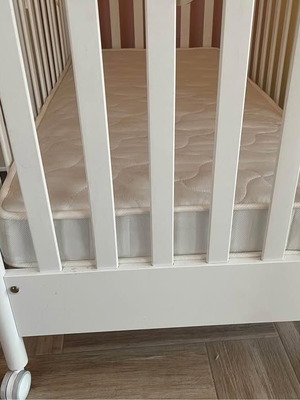 Pali Baby Beds Set of 2 with Wheels, 5-Drawer Chest and Changing Table, Like New