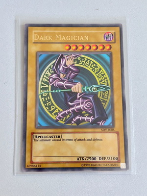 Yugioh! Dark Magician V.1 Ultra Rare κάρτα μεταχειρισμένη