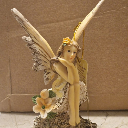 Decorative fairy in excellent condition with tealight holder