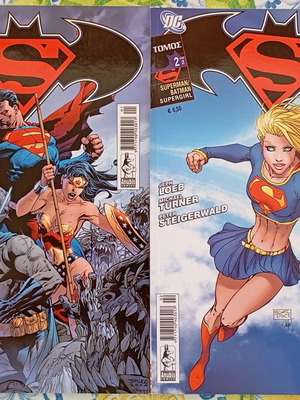 Comics Superman Batman Supergirl σε άριστη κατάσταση, σετ 2 τόμοι