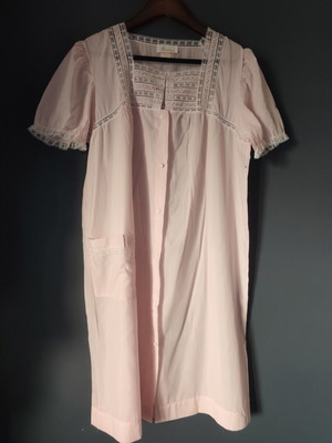 Vintage Barbizon pink nightgown size M new