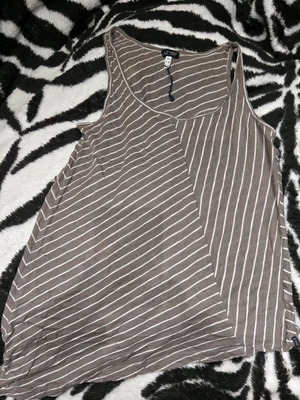 Αμάνικο Armani Jeans καινούργιο, μέγεθος Μ