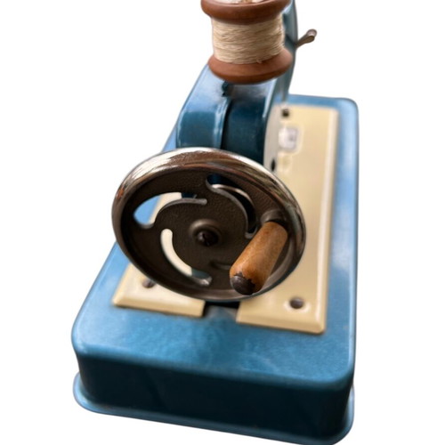Casige miniature sewing machine used, vintage blue hammered