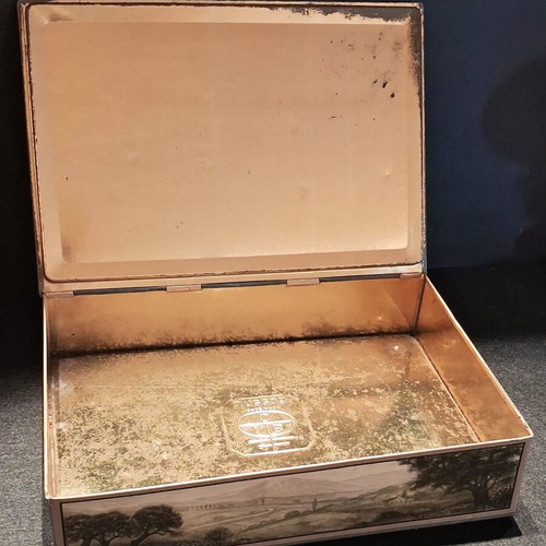 Uneeda Vintage Metal Biscuit Tin National Biscuit Company like new