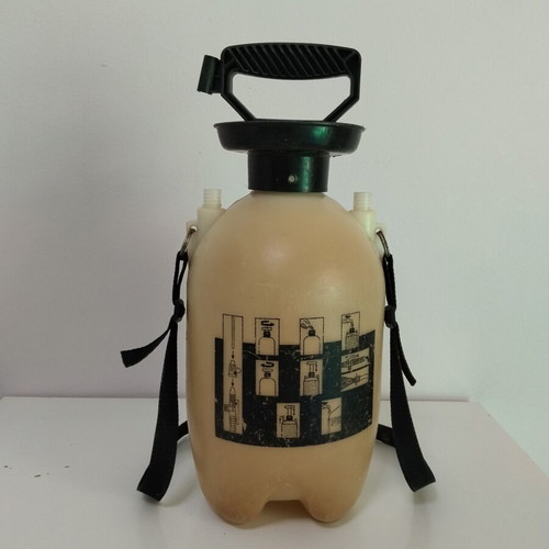 Pressure Sprayer 4L used