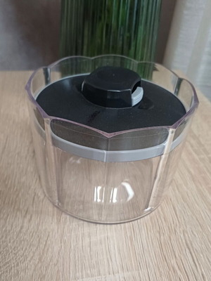 Tupperware airtight container 500ml, new