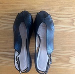 Boxer Chic black peep-toe slingback shoes size 37 used