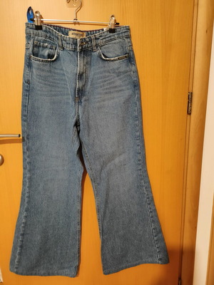 Attrattivo light flare jeans large, like new, blue