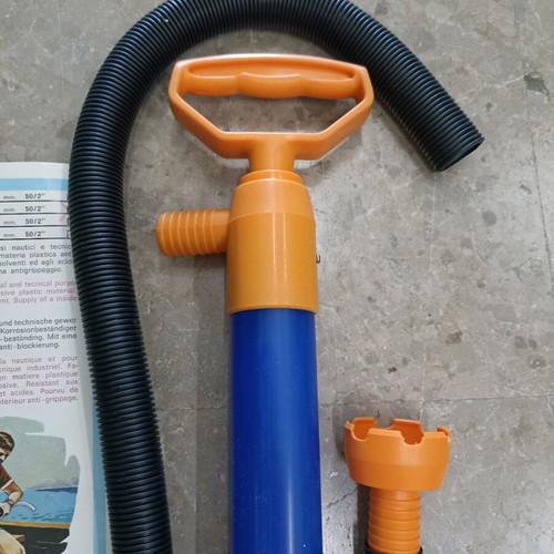 Manual liquid pump new, length 64 cm