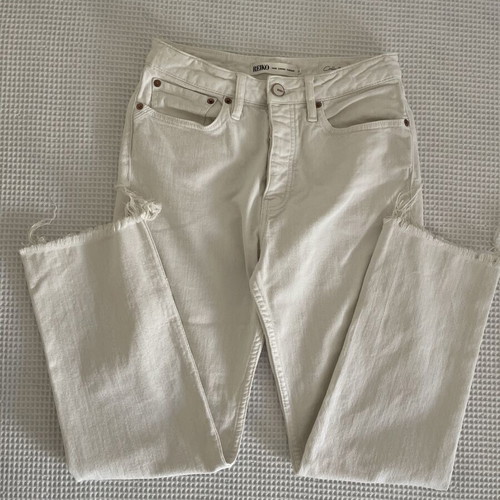 Reiko white jeans three-quarter length, like new, size S