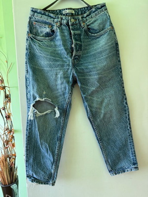 Zara jeans size 40 like new, blue
