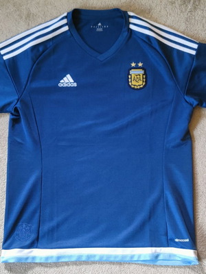 Argentina National Team Jersey 15/16 Adidas Large like new, blue