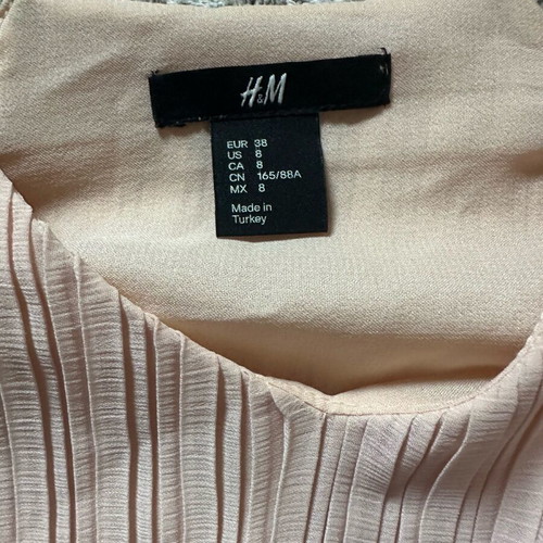 Pleated top salmon H&M like new, size 38