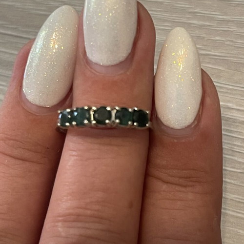 Gold 750 ring with emeralds, used, size 57