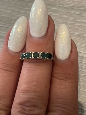 Gold 750 ring with emeralds, used, size 57