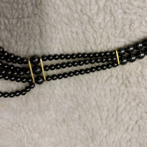 Hematite necklace and clip-on earrings new, gray and gold