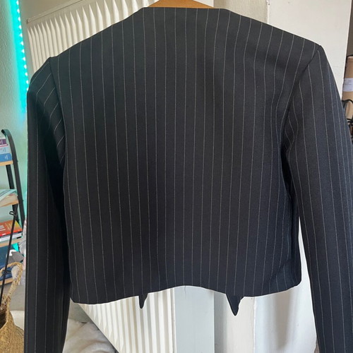 BubbleGun by Touni Black blazer with shoulder pads and pink stripes, like new, S/M