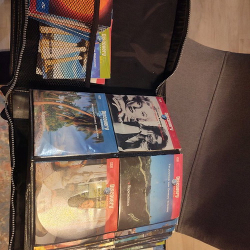 Documentary VCDs used, pack of 200 with case for 160