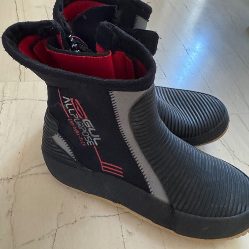 GUL Sailing Boots Kids Like New Size 4