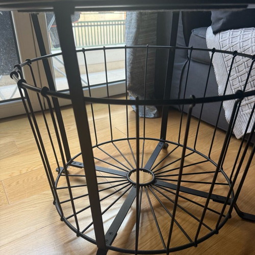 IKEA Gualov coffee table like new with storage space
