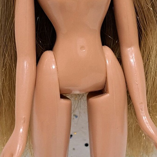 Bratz Funk'n'glow Yasmin 2nd edition nude like new with flaws