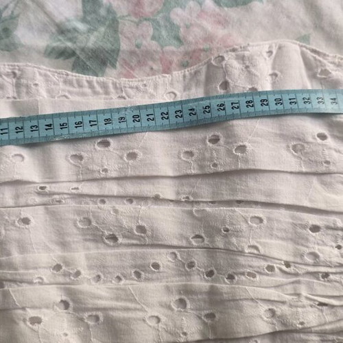 Zara white bustier with embroidery like new