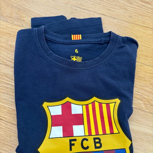 Barcelona FCB kids tshirt like new, blue, size 6 years