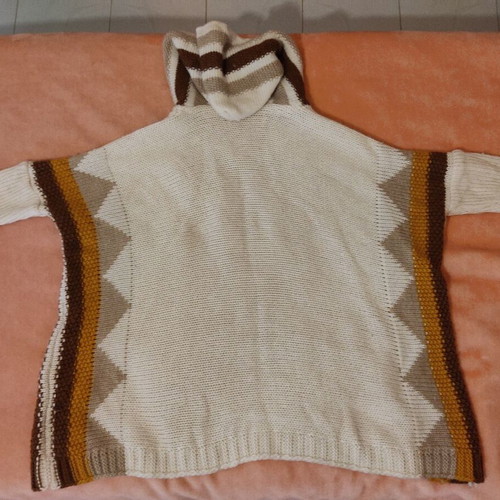 Zara knitted sweater like new, beige, size M/L
