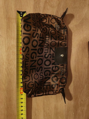 Brown toiletry bag like new