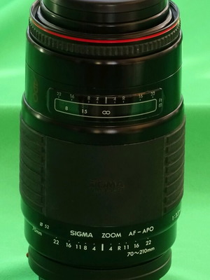 Φακός Sigma 70-210mm F3.5-4.5 AF-APO Macro [A-mount] Minolta-Sony μεταχειρισμένος με δερμάτινη θήκη