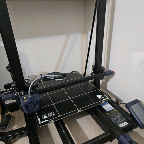 Anycubic Max 3D Printer like new with 4 rolls 1 kg