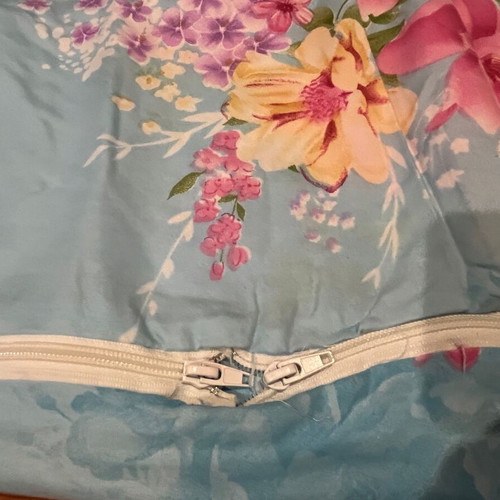 Duvet cover microfiber used, dimensions 265 x 280 cm