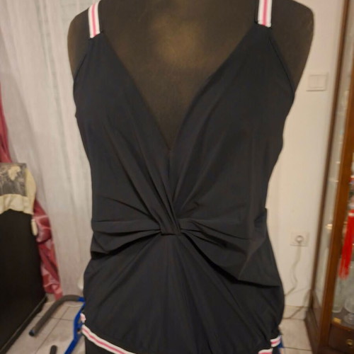 Black dress size M - L, very beautiful and cool