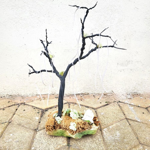 Handmade decorative tree like new wire art with stone base