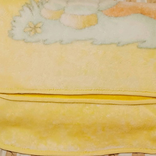 Baby blanket like new, soft, Spanish origin