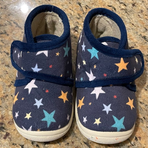 Gioseppo Kids Slippers N22 like new