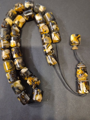 Komboloi made of horn, 29 beads, 13×14mm, new