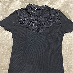 μπλουζάκι Ζάρα μαύρο με δαντελα