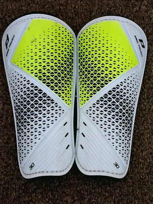 Pro Touch football shin guards used, 3D, comfortable fit
