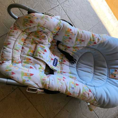 Chicco baby rocker used with toy bar