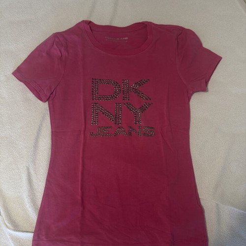 DKNY women's T-shirt pink like new