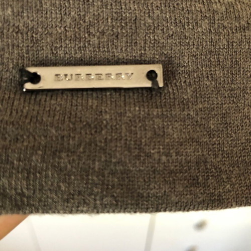 Burberry women's cardigan grey like new, cashmere