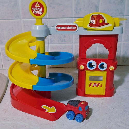 Supreme Baby Wheels Rescue Station action set with toy car