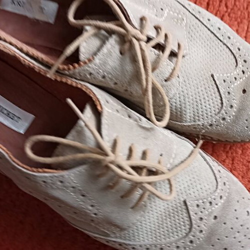 Kricket women's shoes like new, beige, size 38