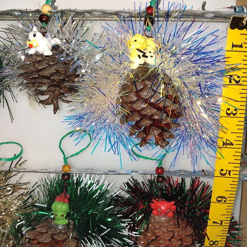 Pinecone Christmas ornaments new, set of 12