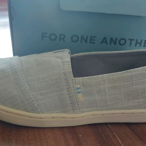 Toms kids shoes like new, fabric grey with brown, size 32.5